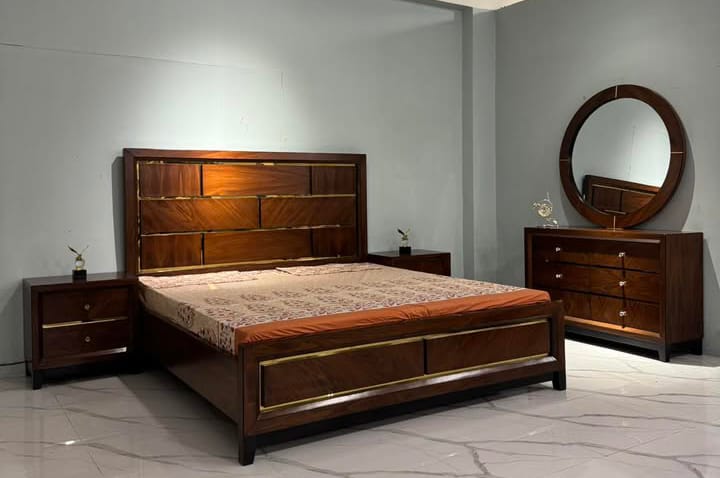 WOODEN BED SET
