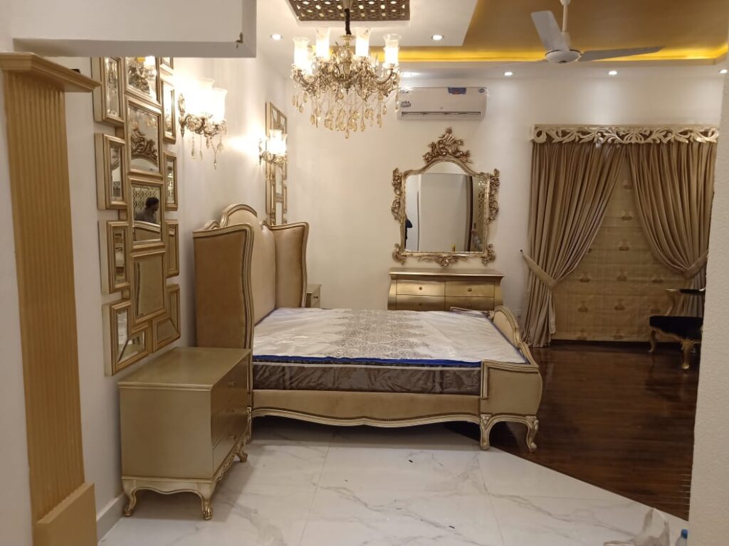 EXCLUSIVE BRIDAL BED SET