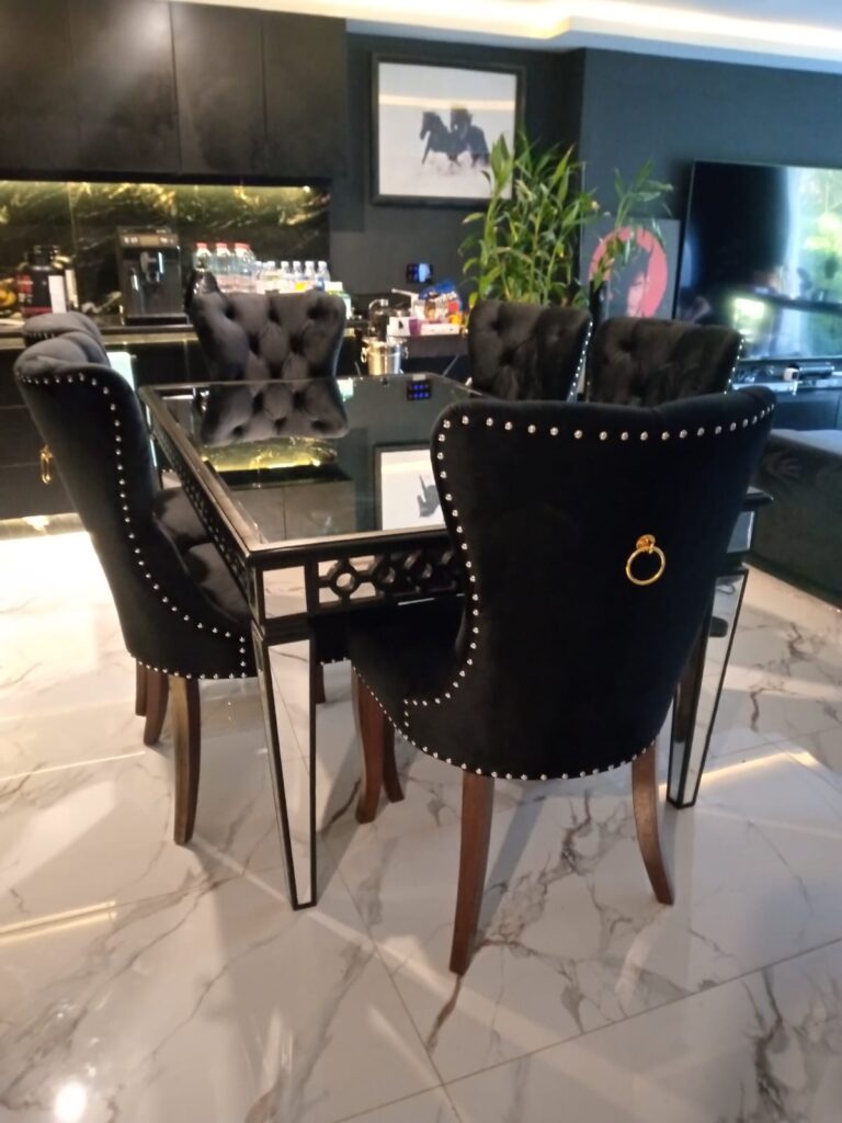 MIRRORED CHEVRON AND VELVET DINING TABLE WITH 6 CHAIRS