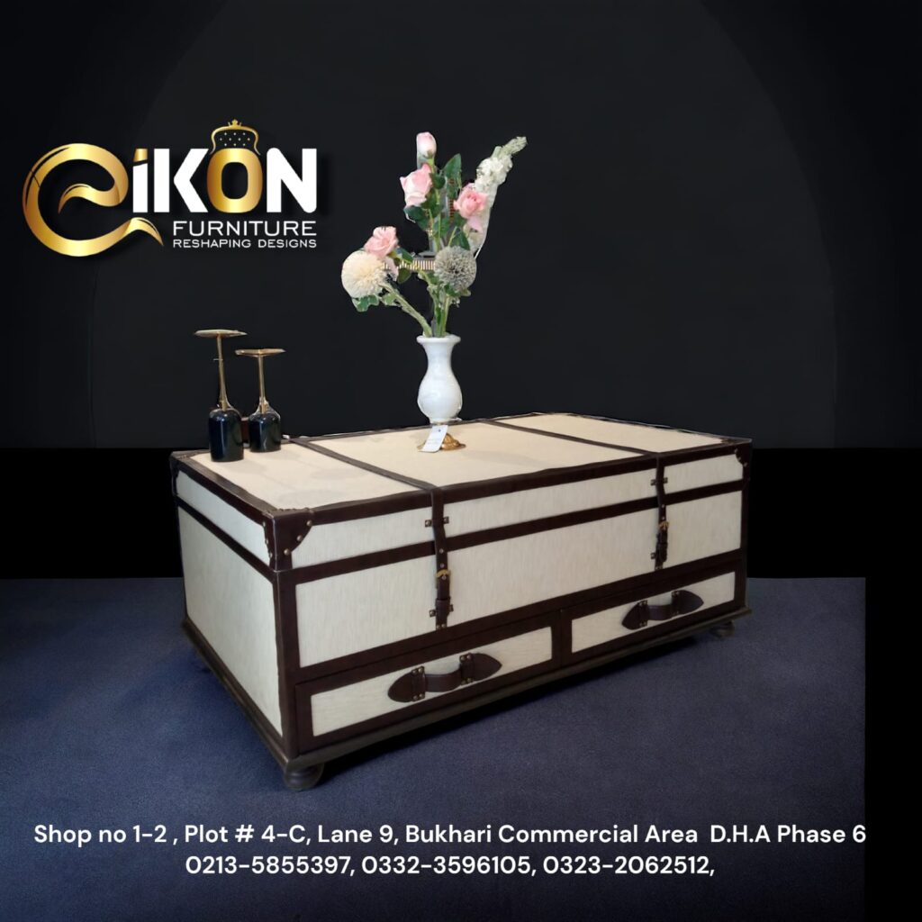 TRUNK CENTER TABLE