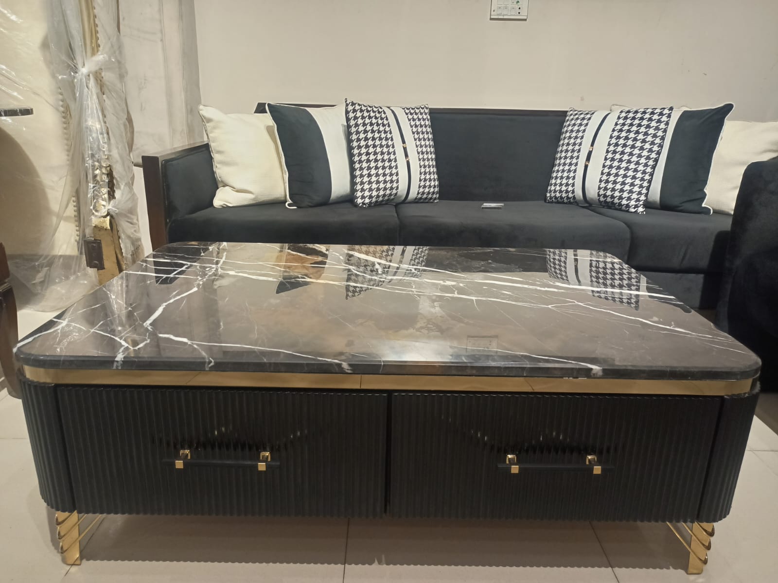 CNC MARBLE TOP CENTER TABLE - Image 3