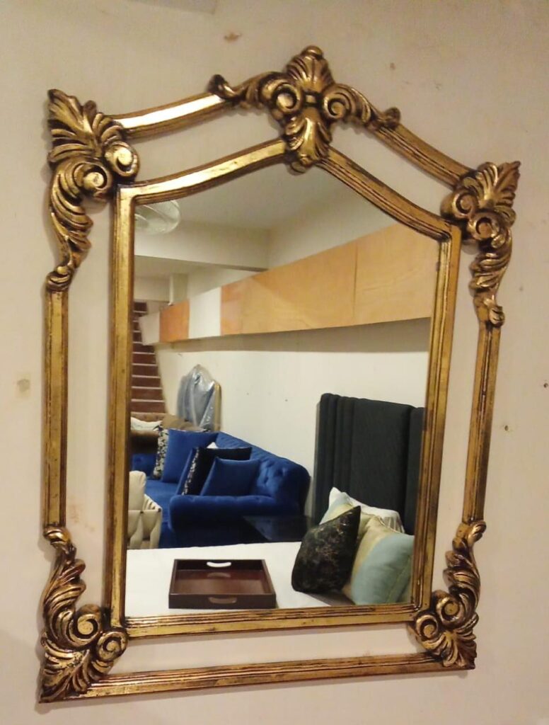 CROWN MIRROR FRAME