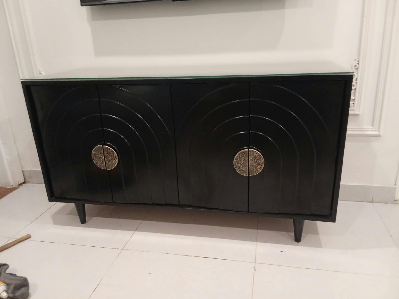 MODERN TV UNIT