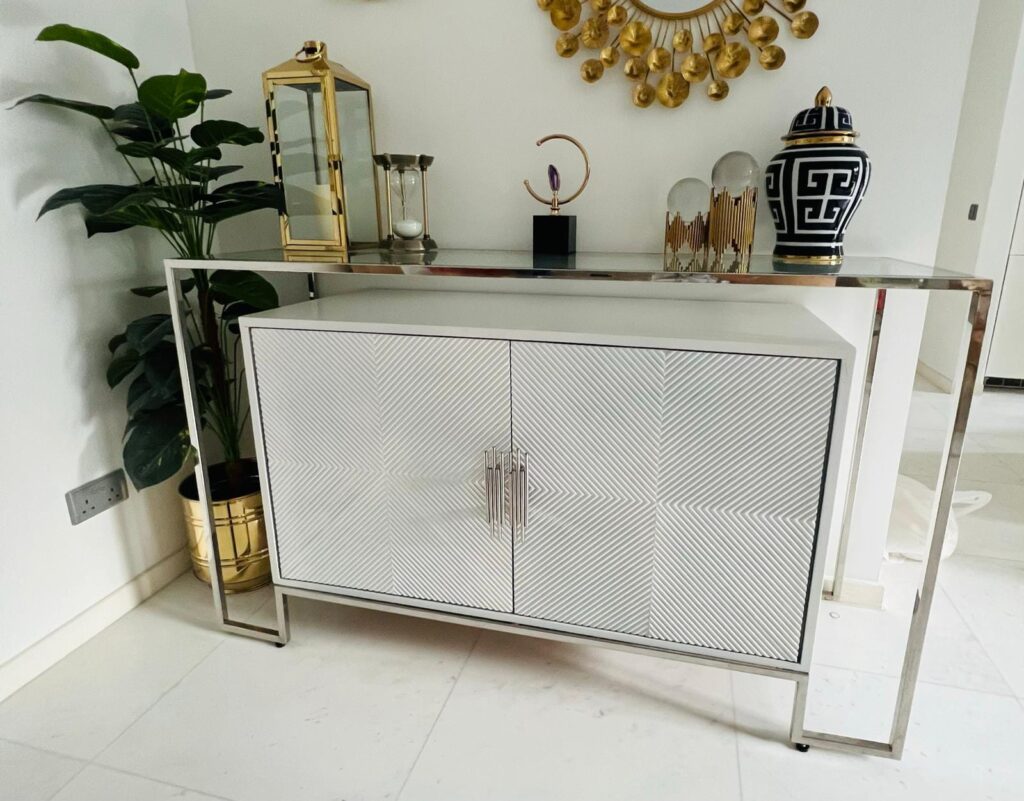 SS CONSOLE WITH STORAGE CABINET