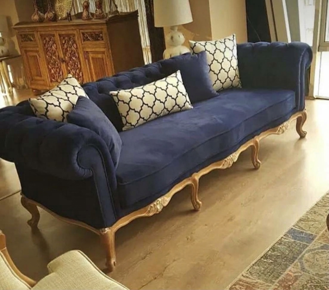 CLASSIC RESTORATION SOFA